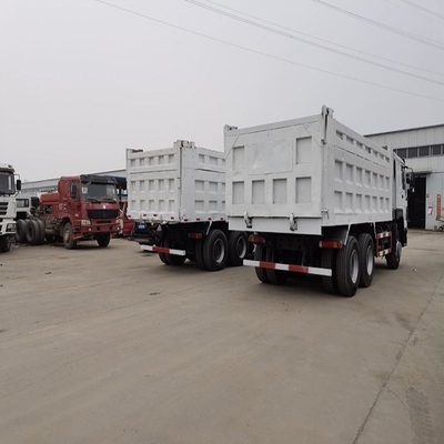 Sinotruck HOWO Pneus 315 80 22,5 60t HP 380 Euro2 375HP 4X4 8X4 Caminhão de descarga usado