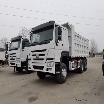 Serviço pós-venda 3 anos 8X4 12 Pneus 50 toneladas Sinotruk HOWO Usado