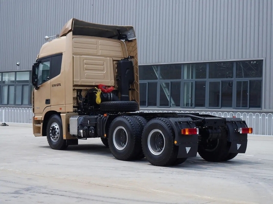 6X4 roda motriz em bom estado HOWO Trator caminhão 371/375HP 99% GCC Certificação de pneus