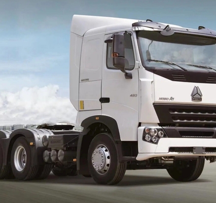 450hp Sinotruk Heavy Duty HOWO 4X2 Tractor Head Prime Mover Truck com torque máximo