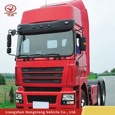 Caminhão-trator de transporte branco com grande capacidade do motor e design de pneus sem tubos