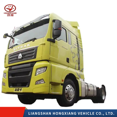 Sinotruk Segmento de caminhões pesados cabeça de tractor com motor diesel e personalização