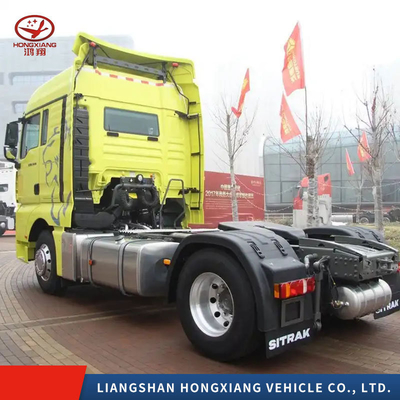 Sinotruk Segmento de caminhões pesados cabeça de tractor com motor diesel e personalização