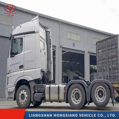 ECE Certified 8.2tons HOWO Truck or Tractor Truck Head Trailer com certificação ECE de pneus