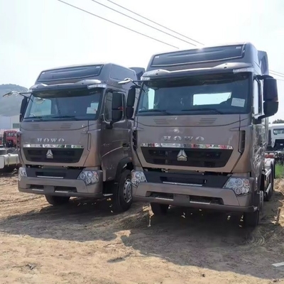 Customização de 8,2 toneladas Euro5euro6 HOWO T7 CNG Trens de trator para fábricas chinesas