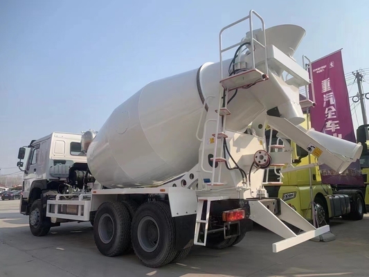6x4 modo de condução autocarregamento caminhão de mistura de concreto com bomba no melhor 12.00r22.5 pneus