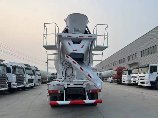 6x4 modo de condução autocarregamento caminhão de mistura de concreto com bomba no melhor 12.00r22.5 pneus