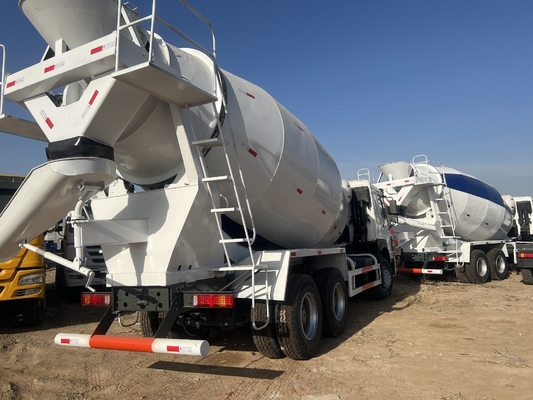 6x4 modo de condução autocarregamento caminhão de mistura de concreto com bomba no melhor 12.00r22.5 pneus