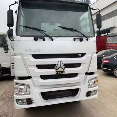 Sinotruk HOWO Caminhão de descarga de direita com binário máximo Nm 500-1000nm na Tanzânia