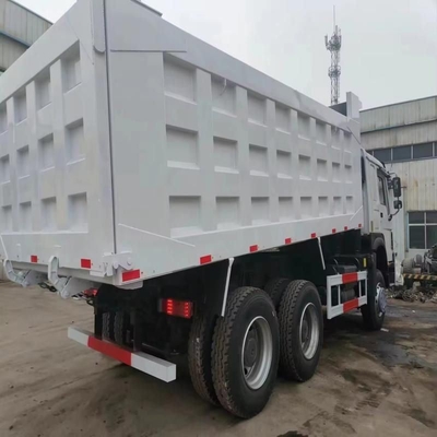 Sinotruk HOWO Caminhão de descarga de direita com binário máximo Nm 500-1000nm na Tanzânia