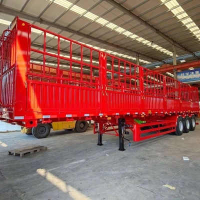 Transporte leve de bovinos/cavalos/ovinos Semirreboque de 3 eixos com estaca e vedação de aço