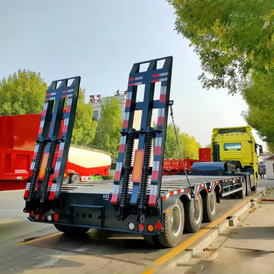 Carregador Lowboy Long Gooseneck 80t com 2.3 eixos e 1 ano de serviço pós-venda