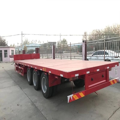 Caminhão de carga pesada 3 eixos de cama baixa Lowboy Flatbed Semi Trailer Truck com elevador hidráulico e pescoço de galinha